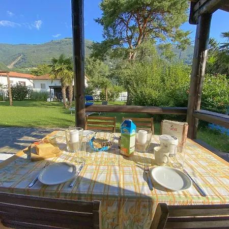 別荘 Bassotta Strand-blockhaus ソーリコ