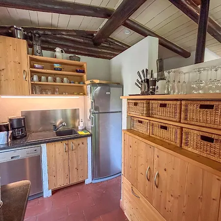 Bassotta Strand-blockhaus Casa de Férias