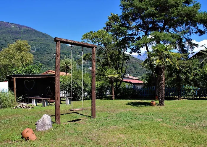 Semesterbostad Bassotta Strand-blockhaus Sorico