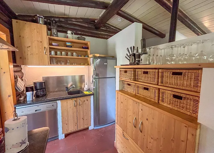 Bassotta Strand-blockhaus Semesterbostad